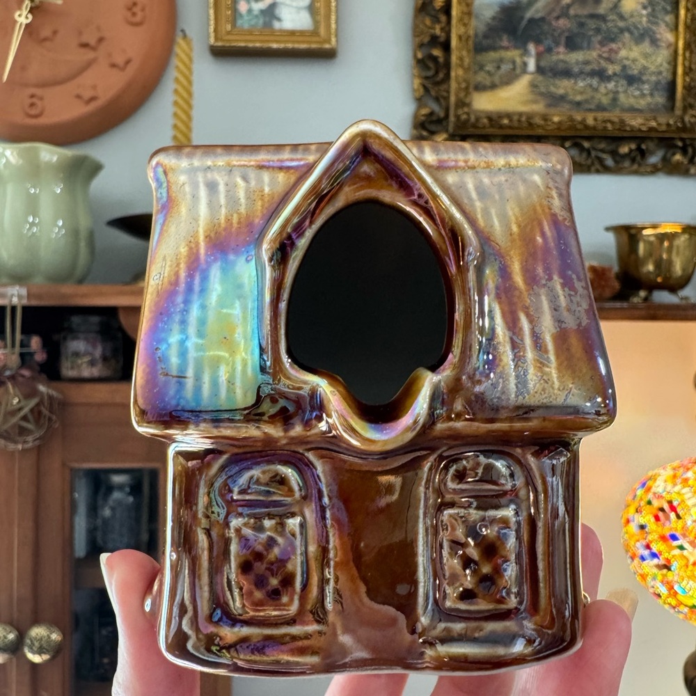 Vintage Iridescent Cottage Incense Burner/Ash Tray